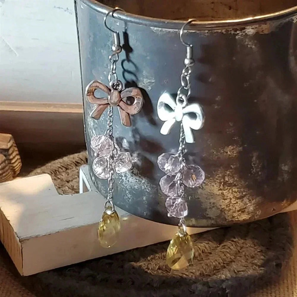 Bohemian Silver Bows Pale Faceted Glass Beads Long Chain Earrings - Picture 3 of 9